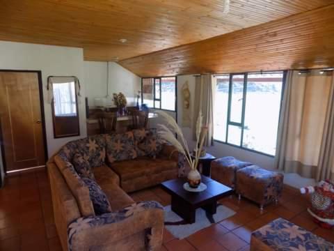 Cabanas Refugio Del Cerro Aquitania Exterior photo